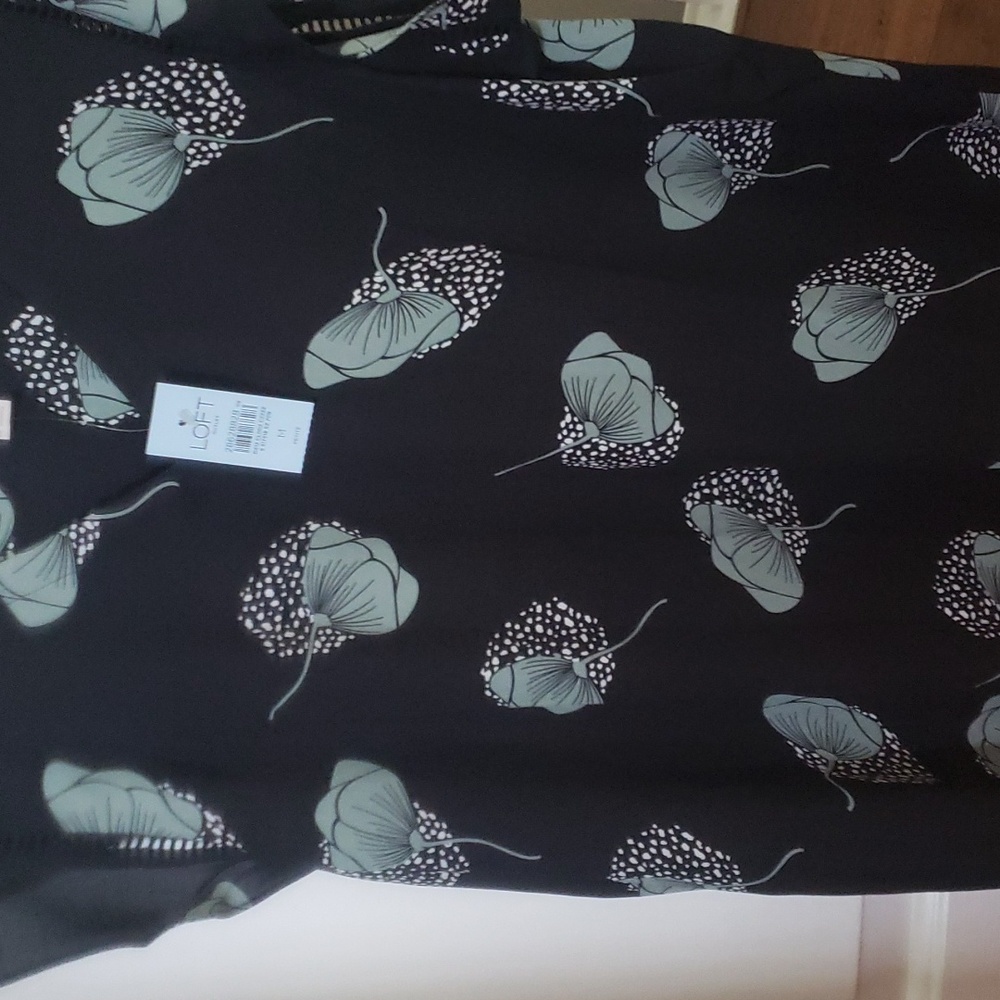 Loft medium petite new with tags